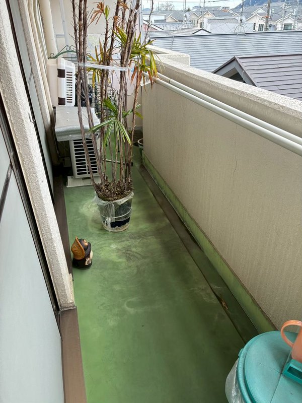 作業前：ベランダの鉢植え（長岡京市）